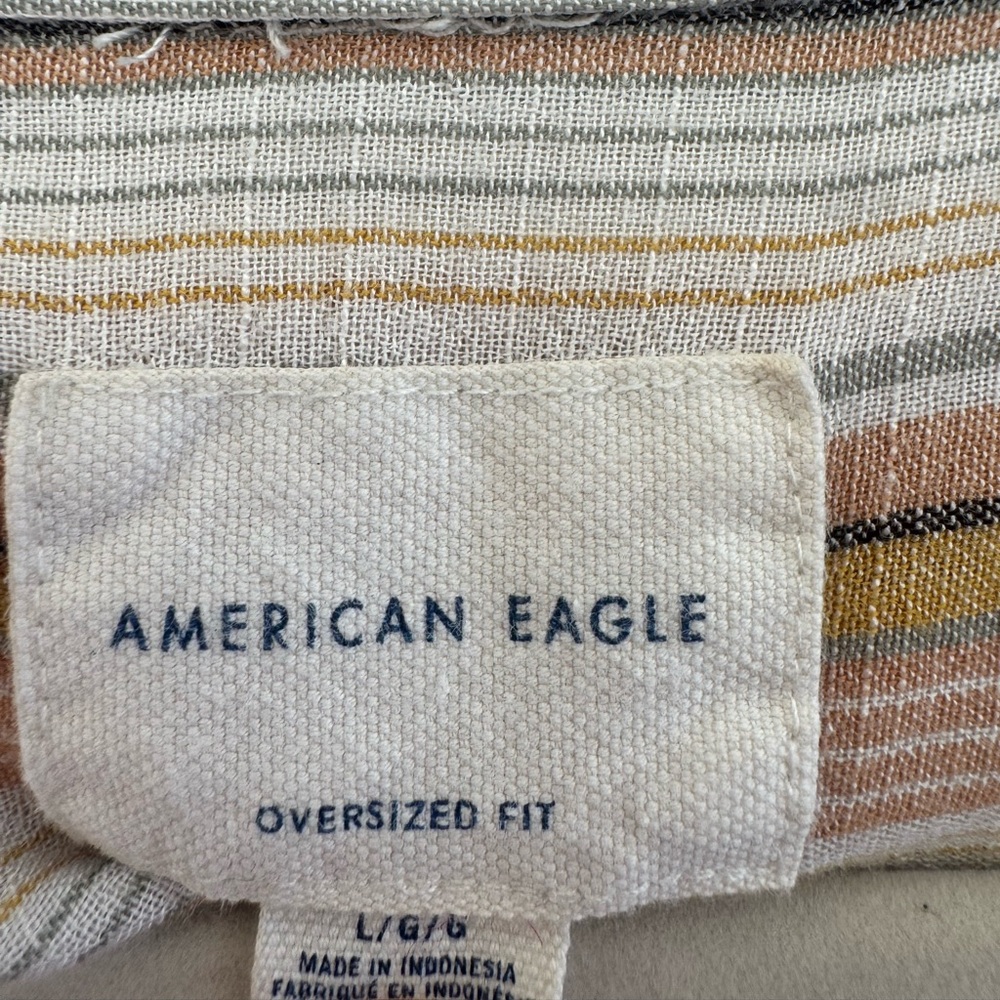 American Eagle Outfitters Oversized Button Down Shirt - Picture 4 of 8